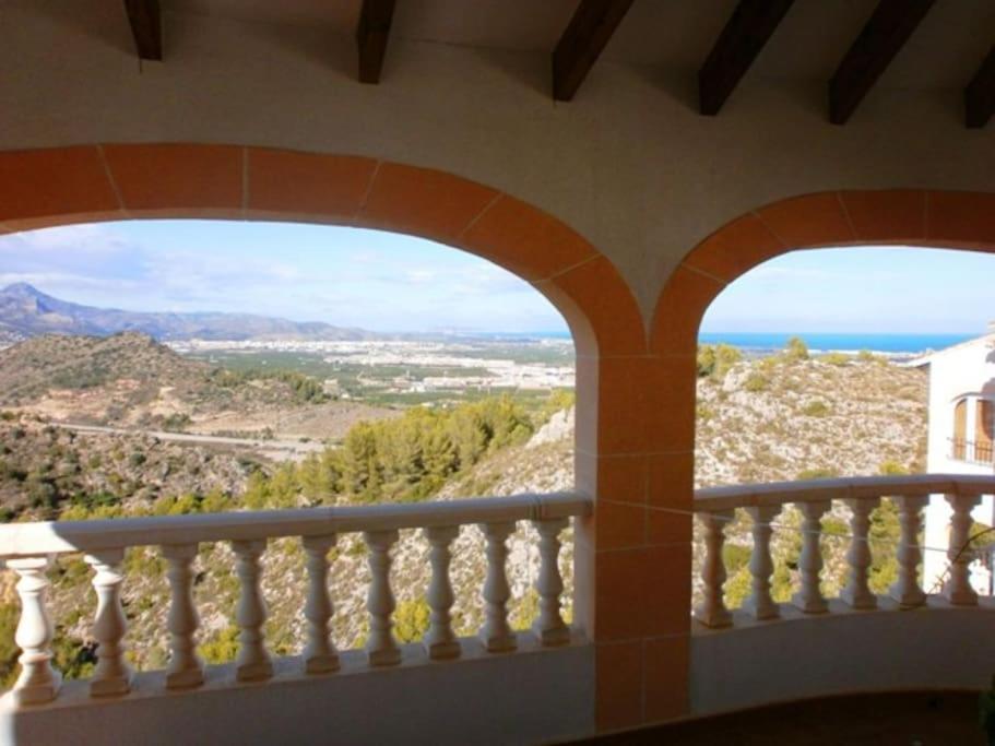 Villa Self Contained, Detached Hillside Near Oliva With Stunning Vistas