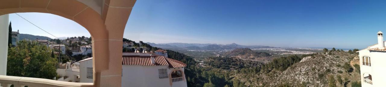 Self Contained, Detached Hillside Near Oliva With Stunning Vistas *